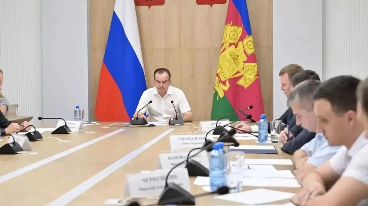 Подготовку жилищно-коммунального комплекса к работе в осенне-зимних условиях обсудили на краевом совещании под председательством губернатора Кубани Вениамином Кондратьевым