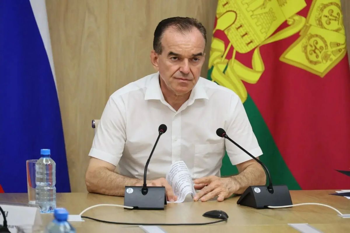 Губернатор Вениамин Кондратьев о последствиях атаки беспилотников и обстановке с топливом Губернатор Вениамин Кондратьев о последствиях атаки беспилотников и обстановке с топливом