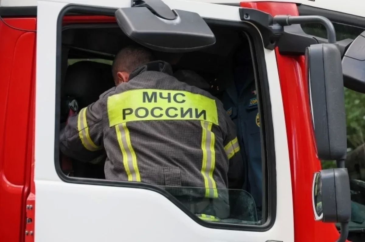 Обломки БПЛА упали в Сочи, произошел пожар на НПЗ