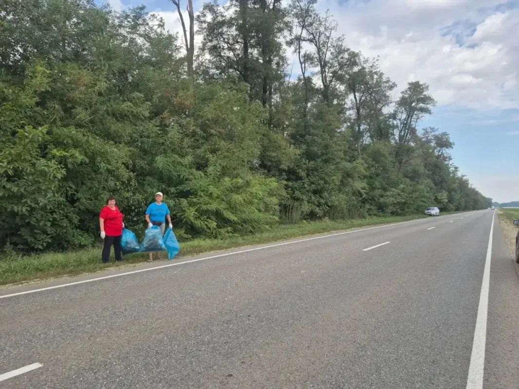 Во всех внутригородских округах Краснодара проходят субботники Во всех внутригородских округах Краснодара проходят субботники