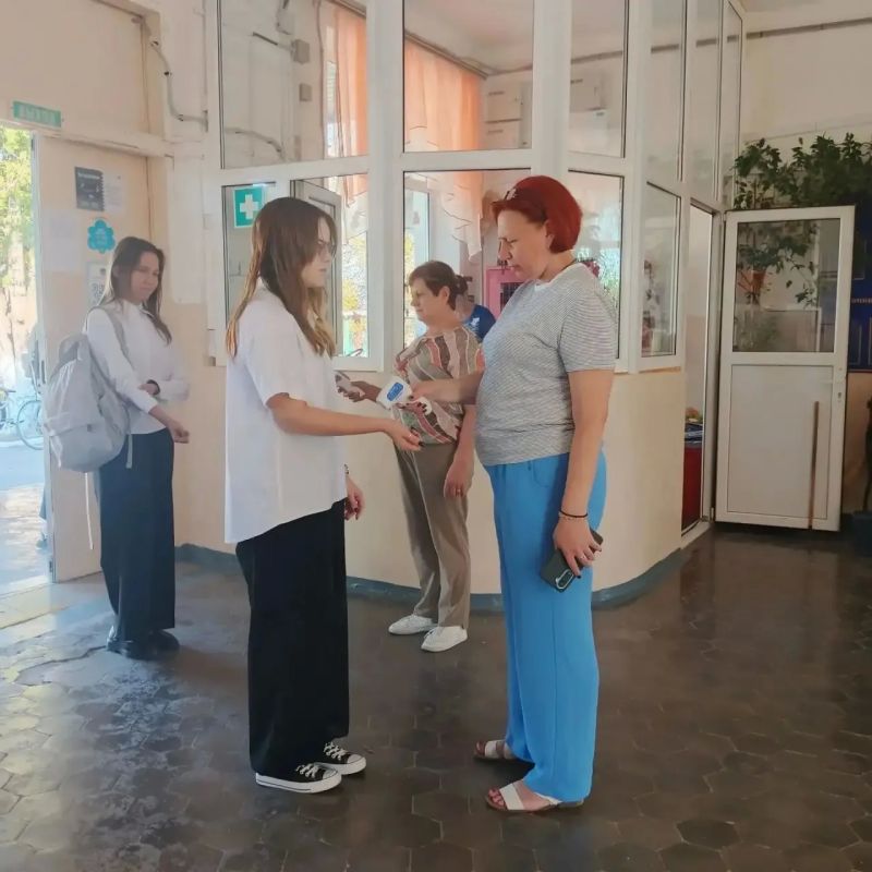 Защита здоровья школьников: в г. Абинске контролируют утренние фильтры Защита здоровья школьников: в г. Абинске контролируют утренние фильтры