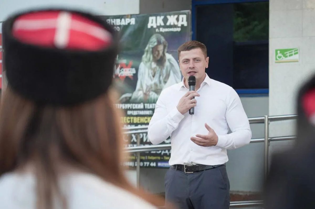 Самая активная молодежь Кубани уже мчит на Международный фестиваль молодежи! Самая активная молодежь Кубани уже мчит на Международный фестиваль молодежи!