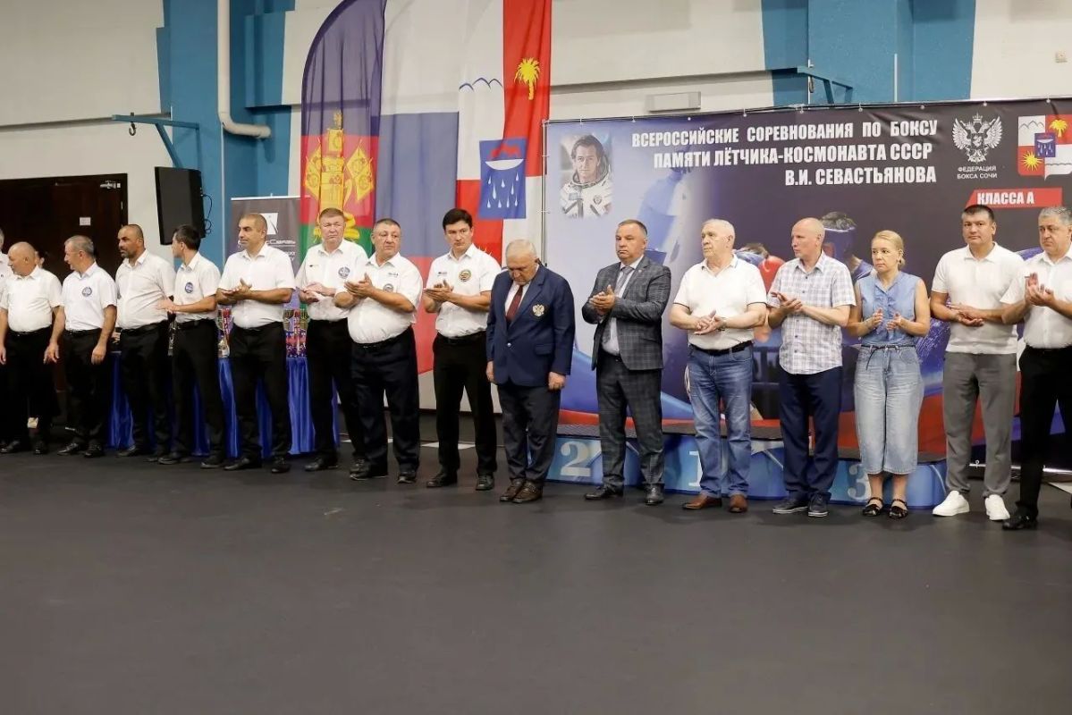 Сочинские спортсмены завоевали 7 медалей на Всероссийских соревнованиях по боксу памяти космонавта, дважды Героя Советского Союза Виталия Севастьянова Сочинские спортсмены завоевали 7 медалей на Всероссийских соревнованиях по боксу памяти космонавта, дважды Героя Советского Союза Виталия Севастьянова