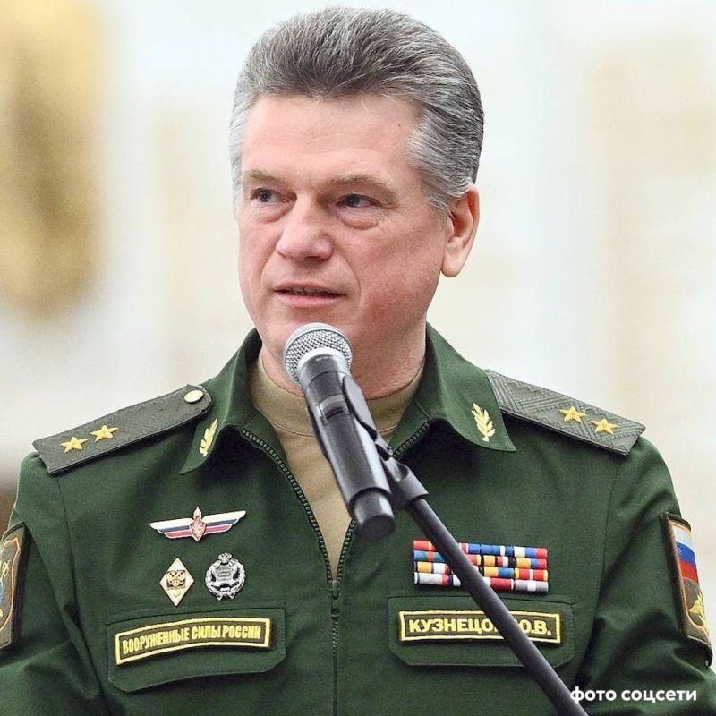 К 12 годам колонии строгого режима приговорили экс-начальника управления кадрами Минобороны Юрия Кузнецова