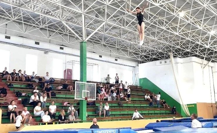 В Ейском районе состоялось торжественное открытие краевых соревнований по прыжкам на батуте памяти Евдокии Ивановны Носаль В Ейском районе состоялось торжественное открытие краевых соревнований по прыжкам на батуте памяти Евдокии Ивановны Носаль