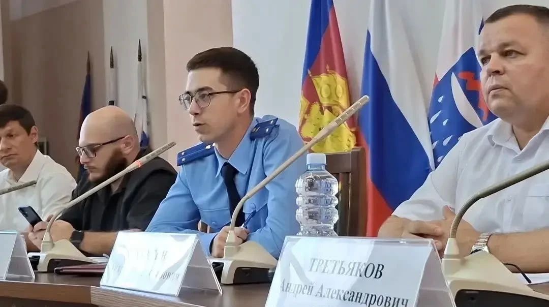 Прокуратурой Центрального района г. Сочи проводится работа, направленная на сокращение задолженности управляющих организаций за потребленные коммунальные ресурсы