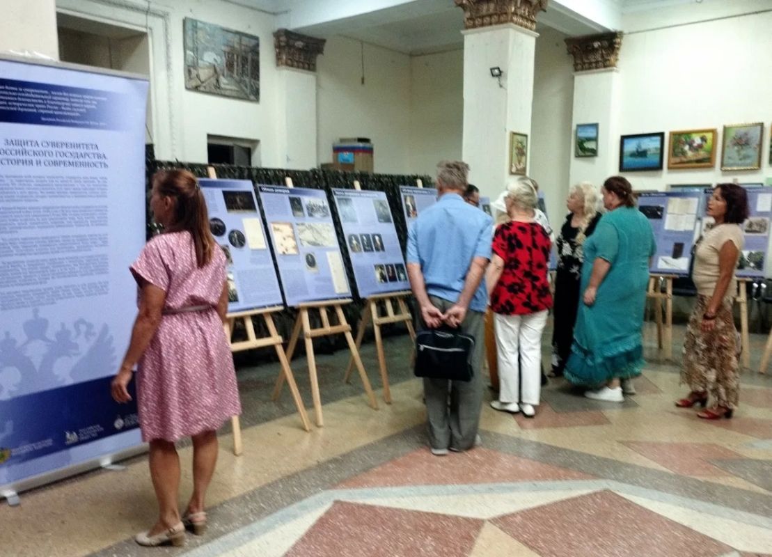 В Новороссийске открылась выставка «Защита суверенитета Российского государства В Новороссийске открылась выставка «Защита суверенитета Российского государства