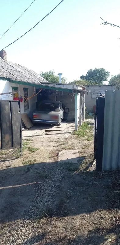Пьяный водитель протаранил дом, есть пострадавшая Пьяный водитель протаранил дом, есть пострадавшая
