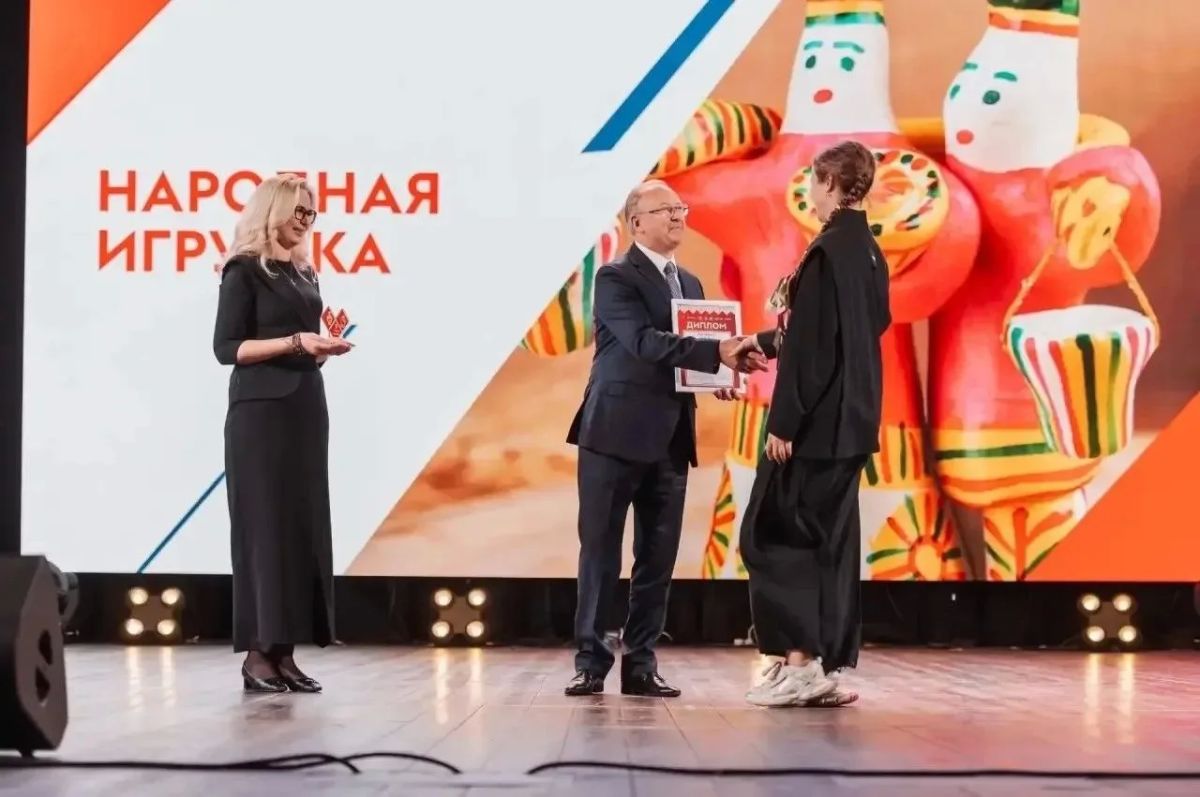 Студентка Краснодарского педагогического колледжа Мелания Щербина — лауреат II степени Всероссийского конкурса «Потомки великих мастеров — 2026»! Студентка Краснодарского педагогического колледжа Мелания Щербина — лауреат II степени Всероссийского конкурса «Потомки великих мастеров — 2026»!