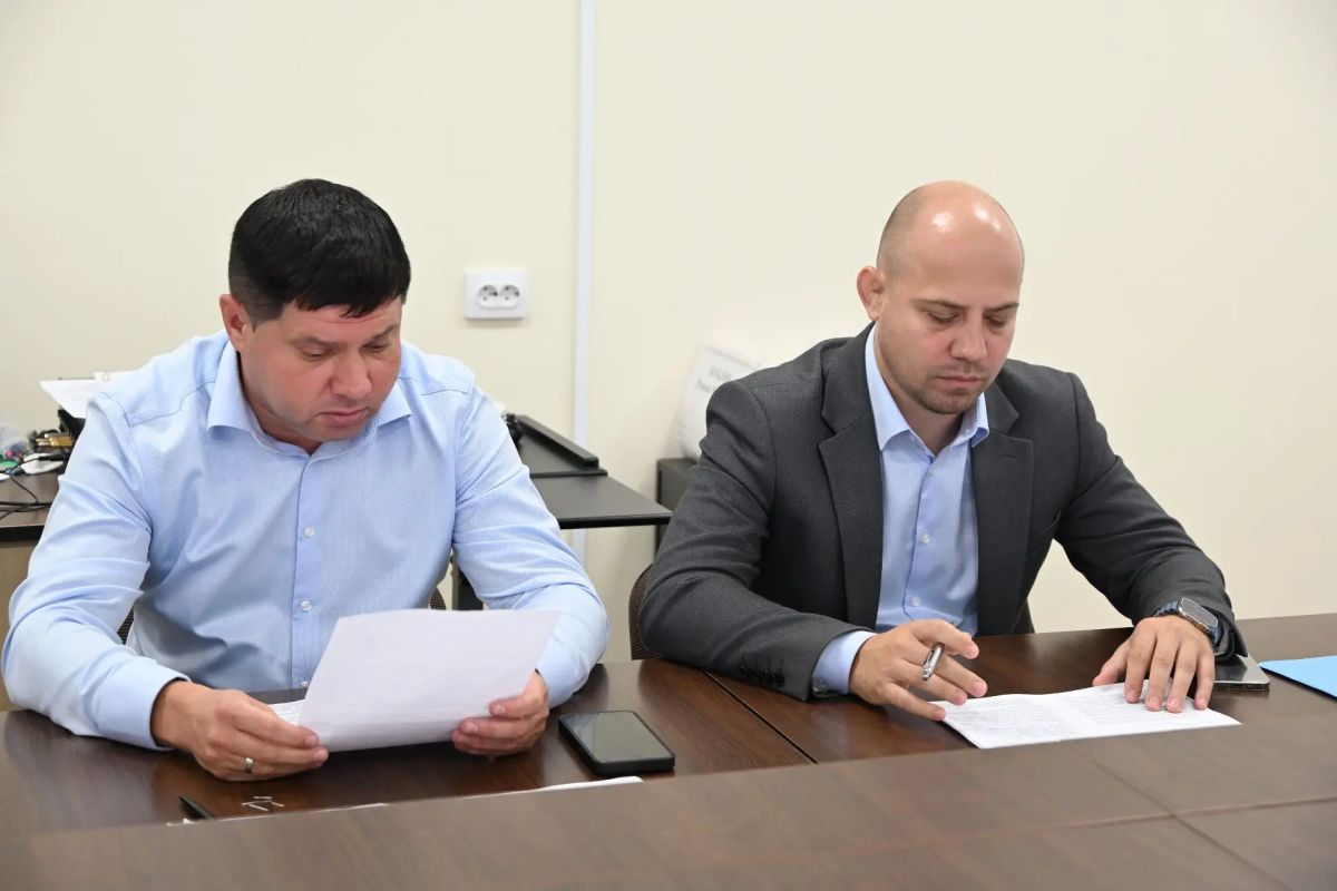 Готовность муниципалитета к работе в осенне-зимний период обсуждали сегодня на заседании постоянной профильной депутатской комиссии районного Совета Готовность муниципалитета к работе в осенне-зимний период обсуждали сегодня на заседании постоянной профильной депутатской комиссии районного Совета