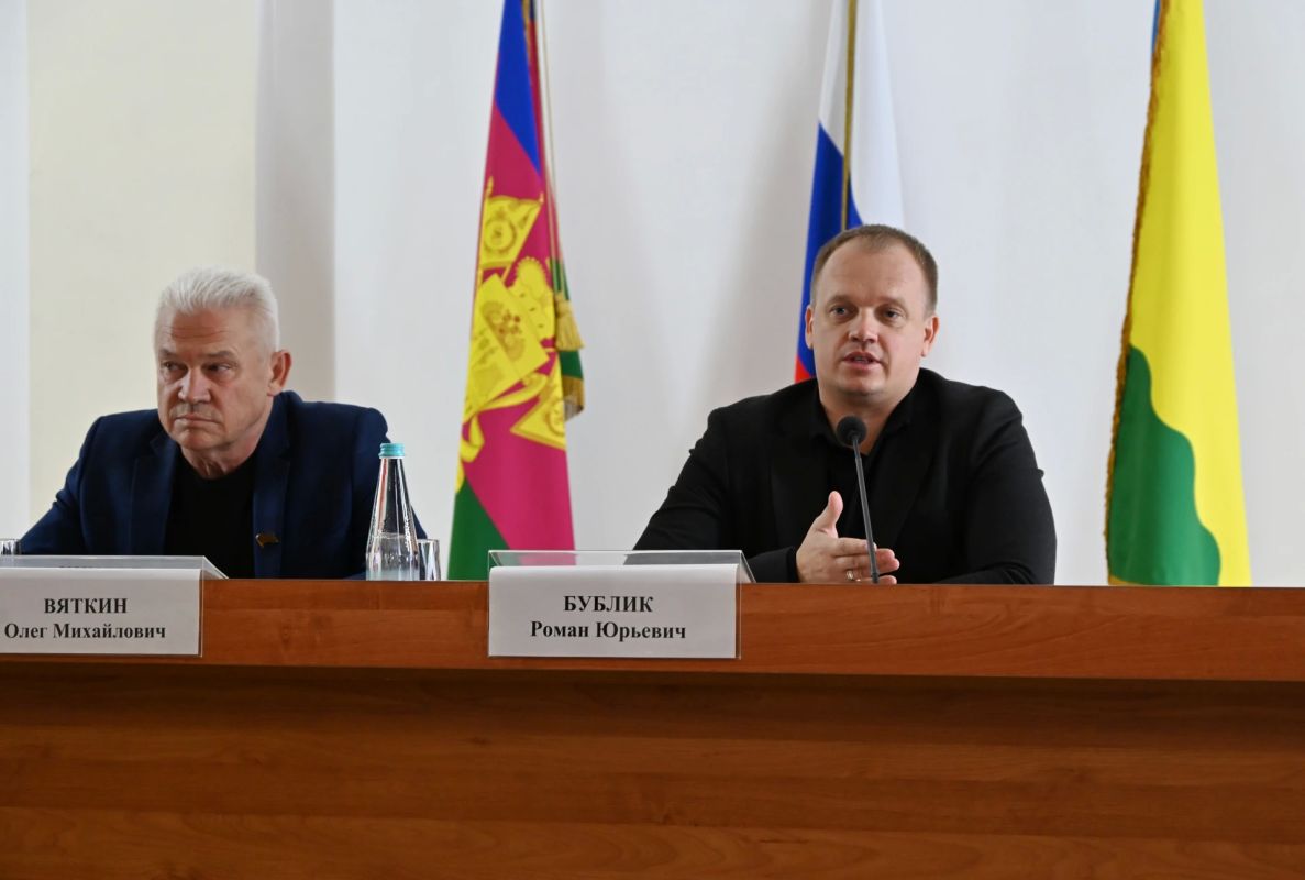 В администрации Ейского района прошло расширенное планёрное совещание