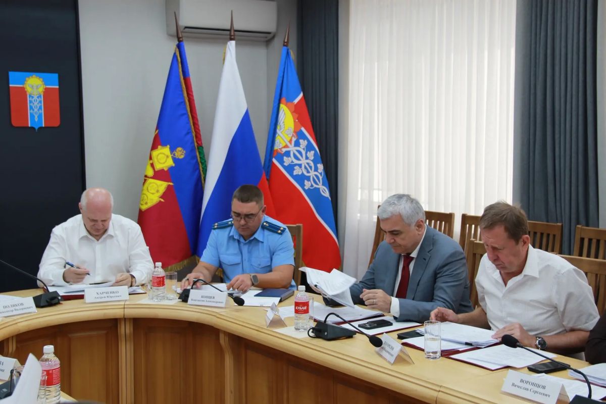 Прокуратура Армавира участвует в 20-й внеочередной сессии городской Думы 8-го созыва