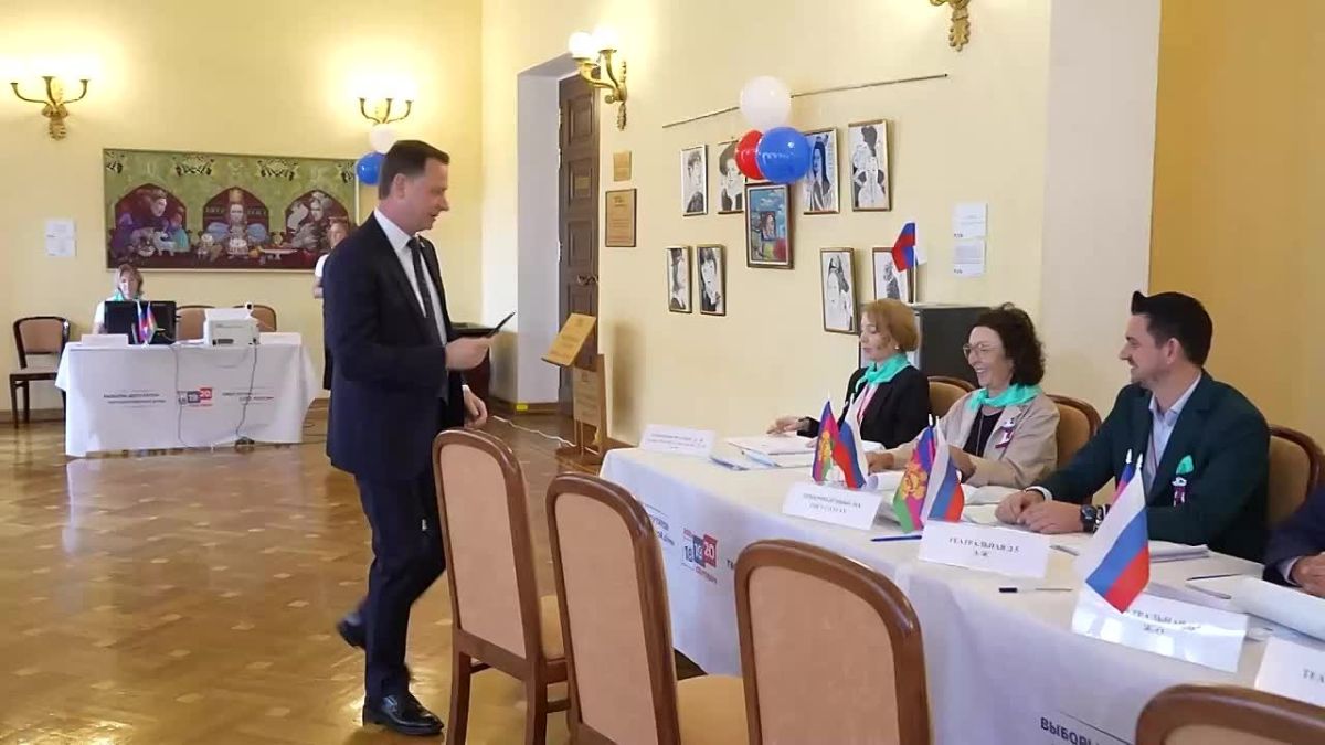 Глава Сочи Андрей Прошунин проголосовал на выборах депутатов Государственной Думы РФ