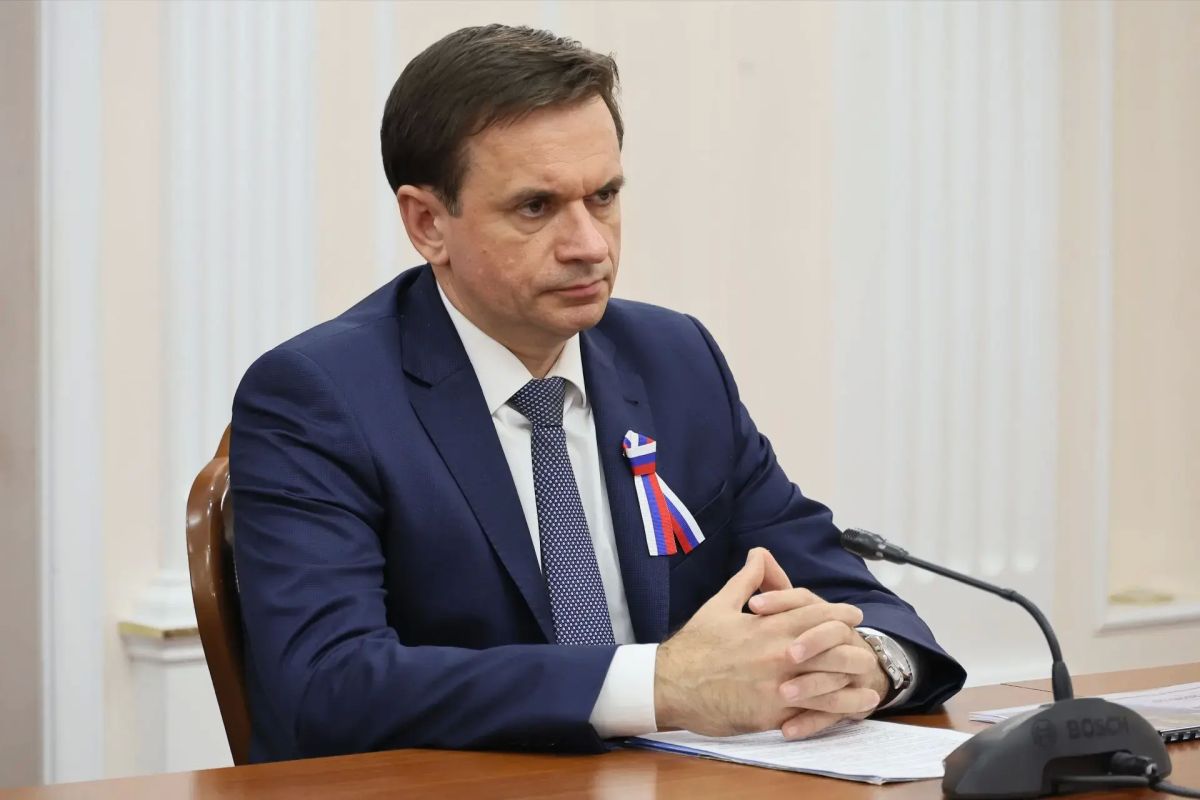 Вениамин Кондратьев: Встретился с председателем избирательной комиссии Краснодарского края Алексеем Черненко. На Кубани, как и по всей стране, сегодня утром открылись избирательные участки Вениамин Кондратьев: Встретился с председателем избирательной комиссии Краснодарского края Алексеем Черненко. На Кубани, как и по всей стране, сегодня утром открылись избирательные участки