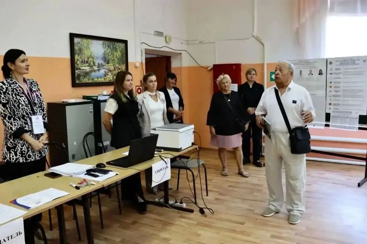 Завершился второй день голосования на выборах депутатов Госдумы России Завершился второй день голосования на выборах депутатов Госдумы России