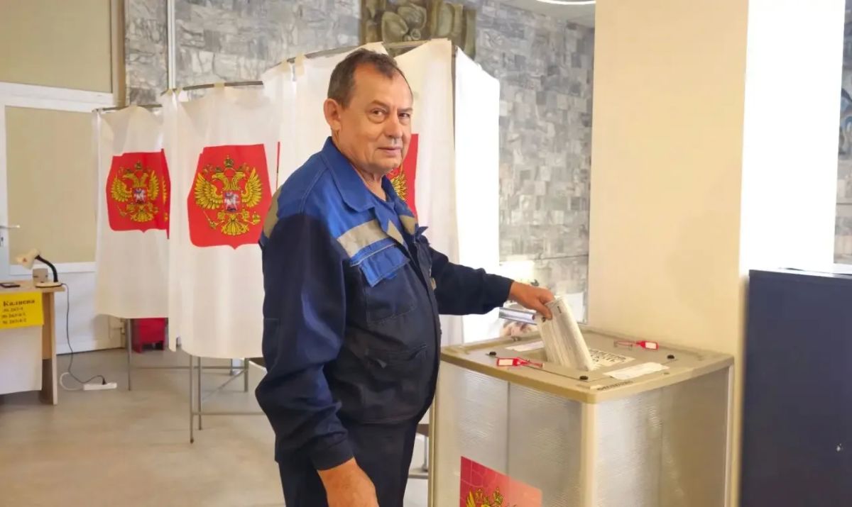 Трудовые коллективы кубанской столицы голосуют на выборах депутатов Государственной Думы Трудовые коллективы кубанской столицы голосуют на выборах депутатов Государственной Думы