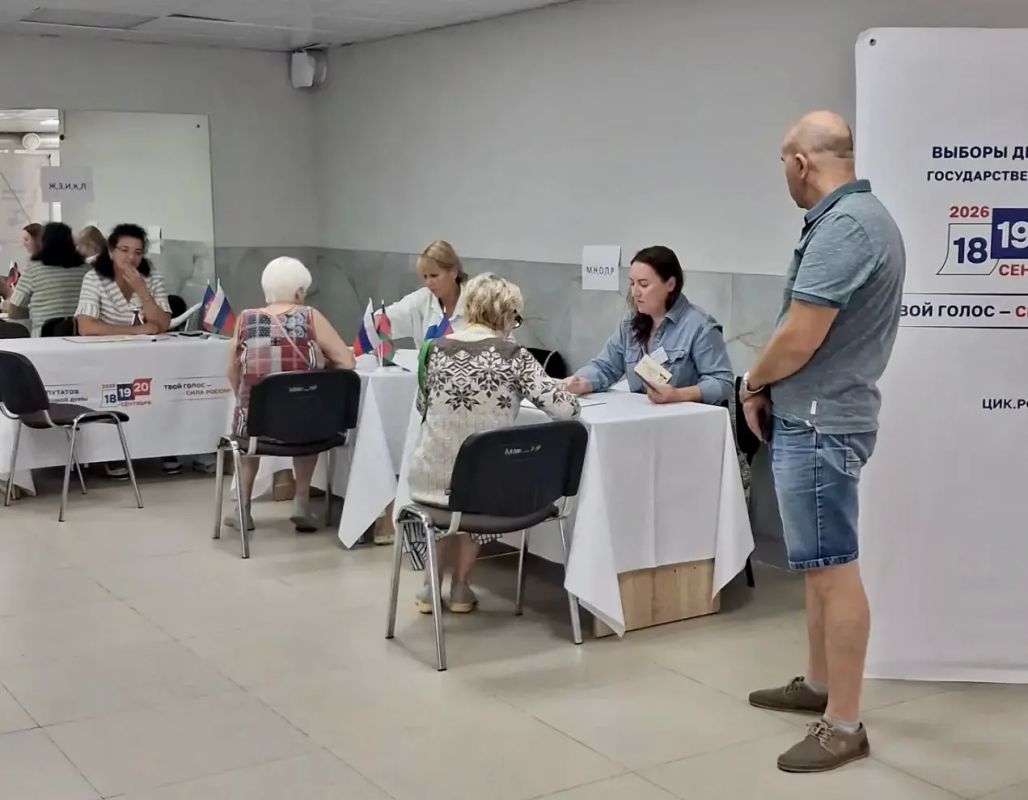 На избирательных участках Геленджика уже первые голосующие На избирательных участках Геленджика уже первые голосующие