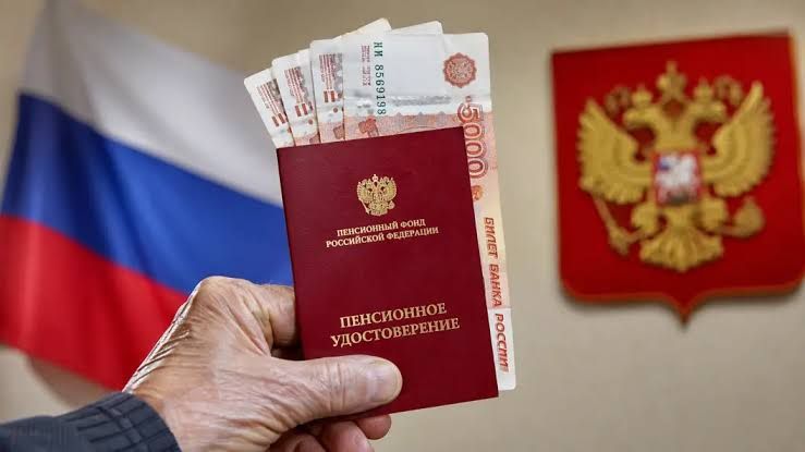 Как самозанятым не оказаться без пенсии