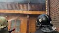 ДТП спровоцировало пожар в жилом доме и торговых павильонах в Анапе.