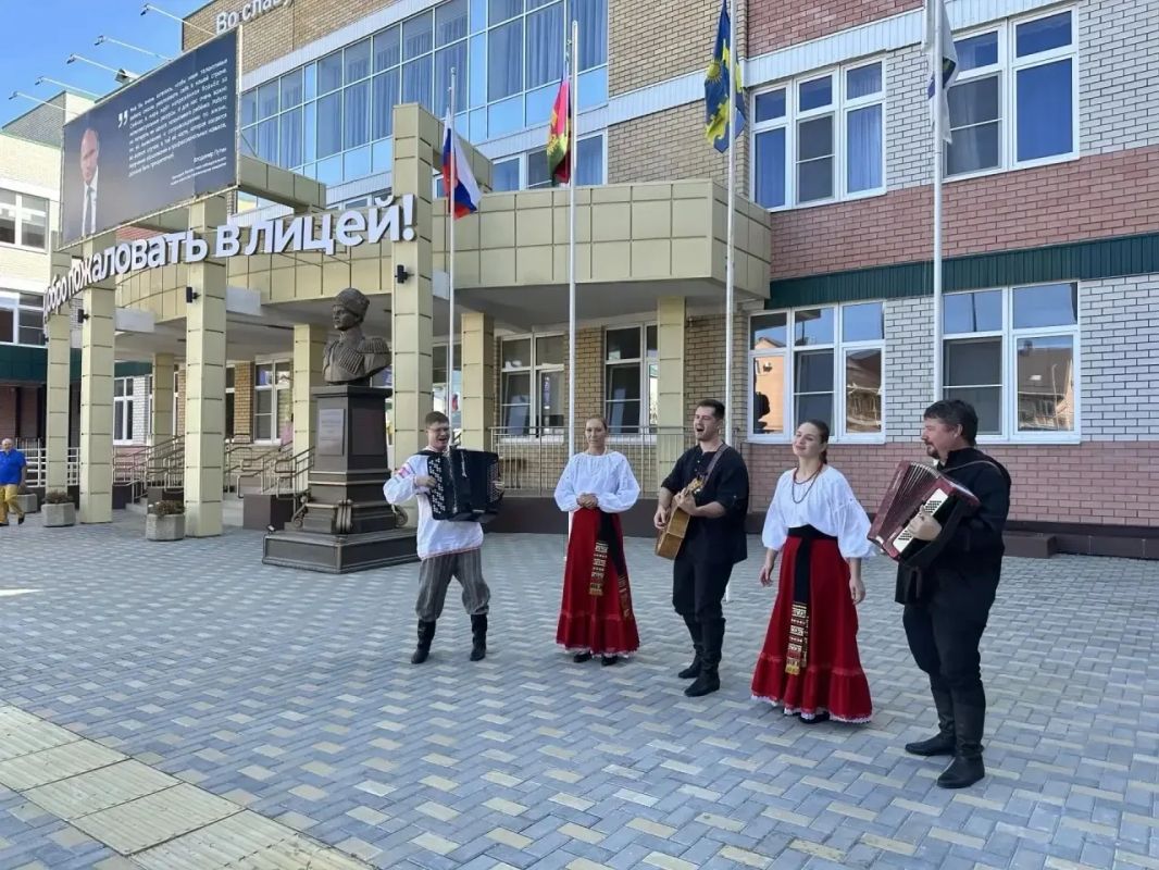 На избирательных участках Анапы организованы концертные программы На избирательных участках Анапы организованы концертные программы