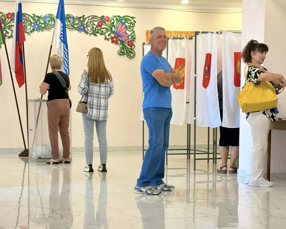 В Геленджике голосуют с самого утра В Геленджике голосуют с самого утра
