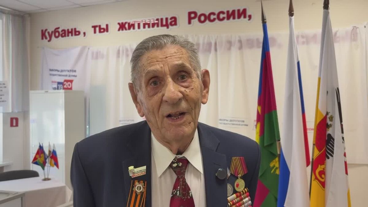 Степан Кузнецов – почетный гражданин Краснодара, ветеран Великой Отечественной войны – принял участие в голосовании за депутатов Государственной Думы