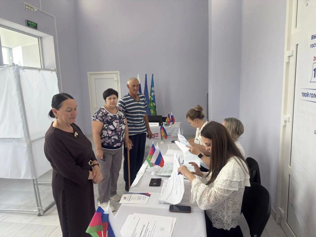 В 20:00 завершилось голосование на избирательных участках В 20:00 завершилось голосование на избирательных участках