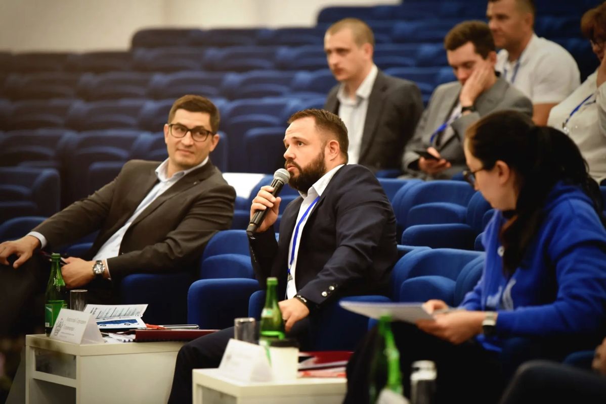 Завершился студенческий кейс-чемпионат по развитию нефинансовых сервисов! Завершился студенческий кейс-чемпионат по развитию нефинансовых сервисов!