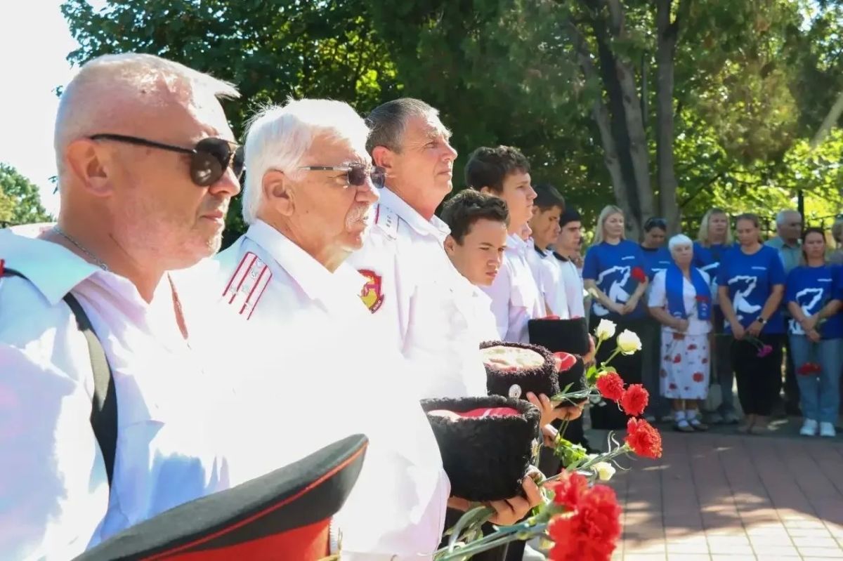 В сельских округах отмечают 83-ю годовщину освобождения Анапского района от немецко-фашистских захватчиков В сельских округах отмечают 83-ю годовщину освобождения Анапского района от немецко-фашистских захватчиков