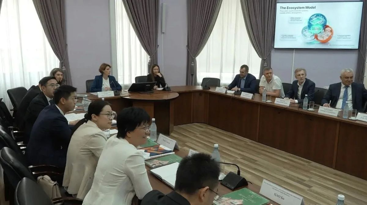 В преддверии празднования 233-летия Краснодара кубанскую столицу посетила официальная делегация представителей администрации китайского города-партнёра Цзиньхуа В преддверии празднования 233-летия Краснодара кубанскую столицу посетила официальная делегация представителей администрации китайского города-партнёра Цзиньхуа