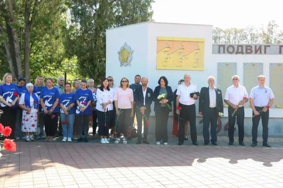 В сельских округах отмечают 83-ю годовщину освобождения Анапского района от немецко-фашистских захватчиков В сельских округах отмечают 83-ю годовщину освобождения Анапского района от немецко-фашистских захватчиков