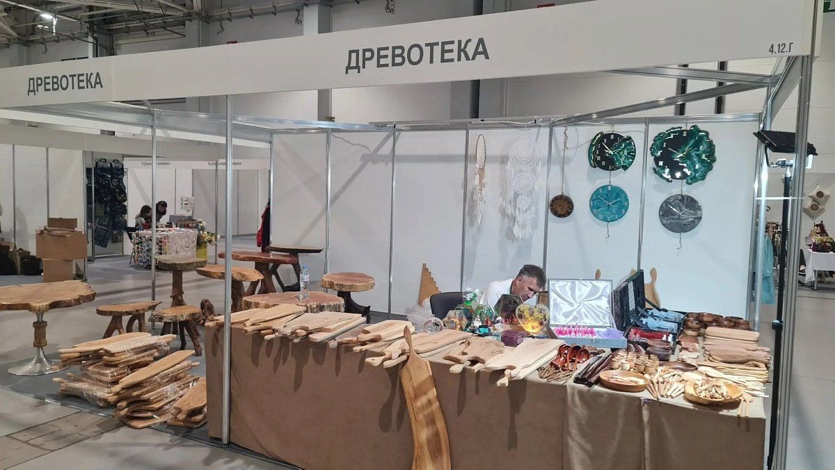 Сочинские производители представляют свою продукцию на «Кубанской ярмарке» в Краснодаре Сочинские производители представляют свою продукцию на «Кубанской ярмарке» в Краснодаре