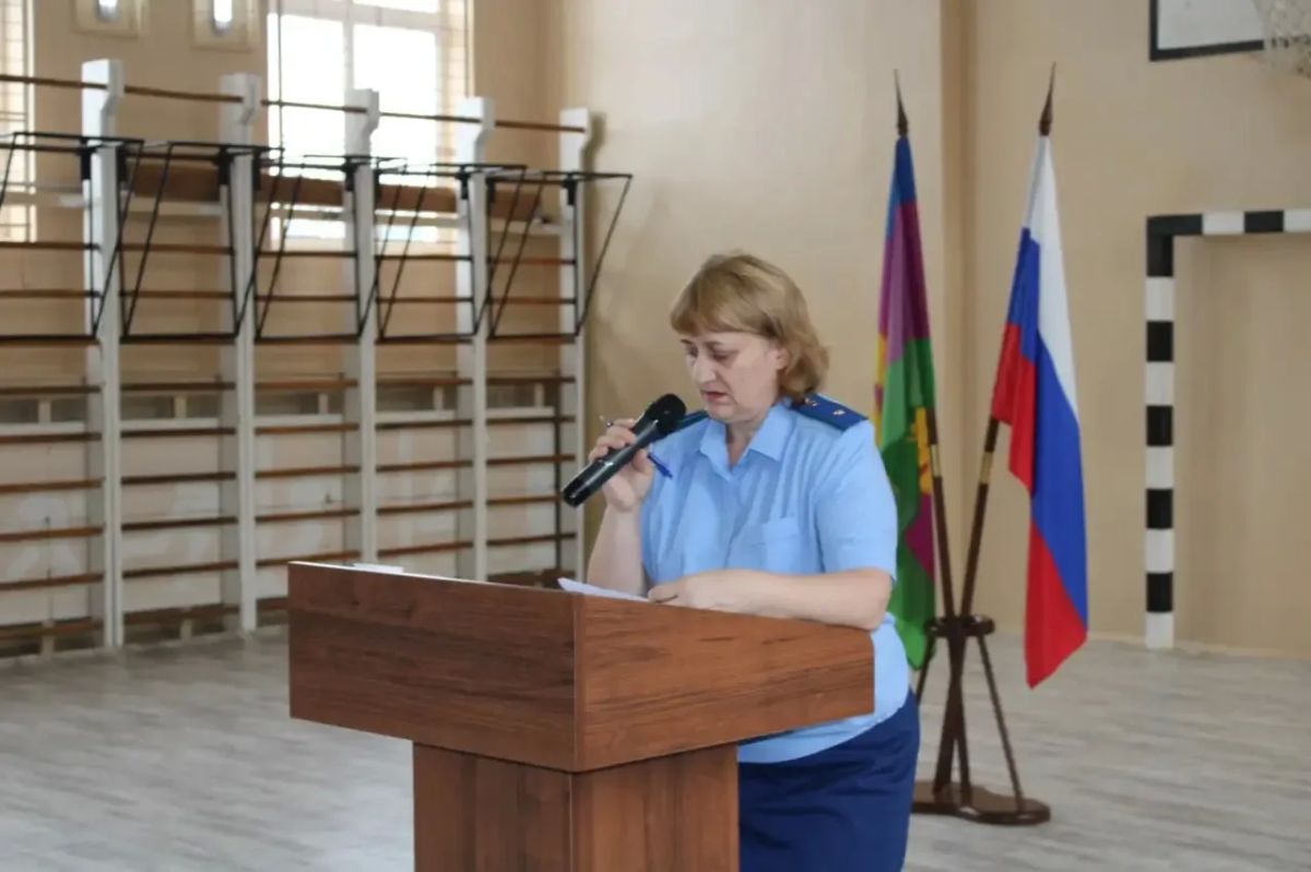 Прокуратура Крыловского района приняла участие в общешкольном родительском собрании в МБОУ СОШ № 30 (ст Прокуратура Крыловского района приняла участие в общешкольном родительском собрании в МБОУ СОШ № 30 (ст