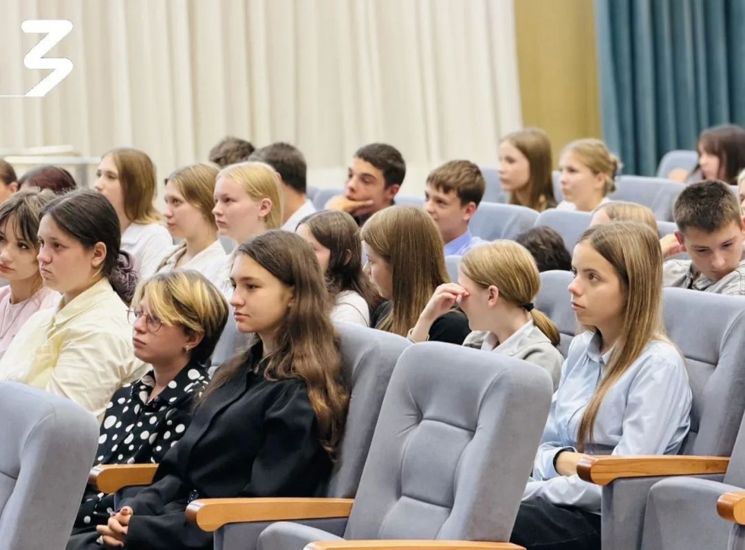 В МБОУ СОШ № 1 станицы Крыловской состоялось профориентационное мероприятие, реализованное в рамках грантового проекта «Тропа доверия» В МБОУ СОШ № 1 станицы Крыловской состоялось профориентационное мероприятие, реализованное в рамках грантового проекта «Тропа доверия»
