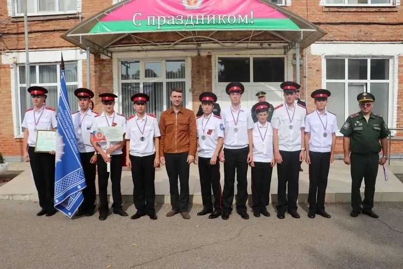 «Кадетский натиск»: сила, воля, братство! «Кадетский натиск»: сила, воля, братство!