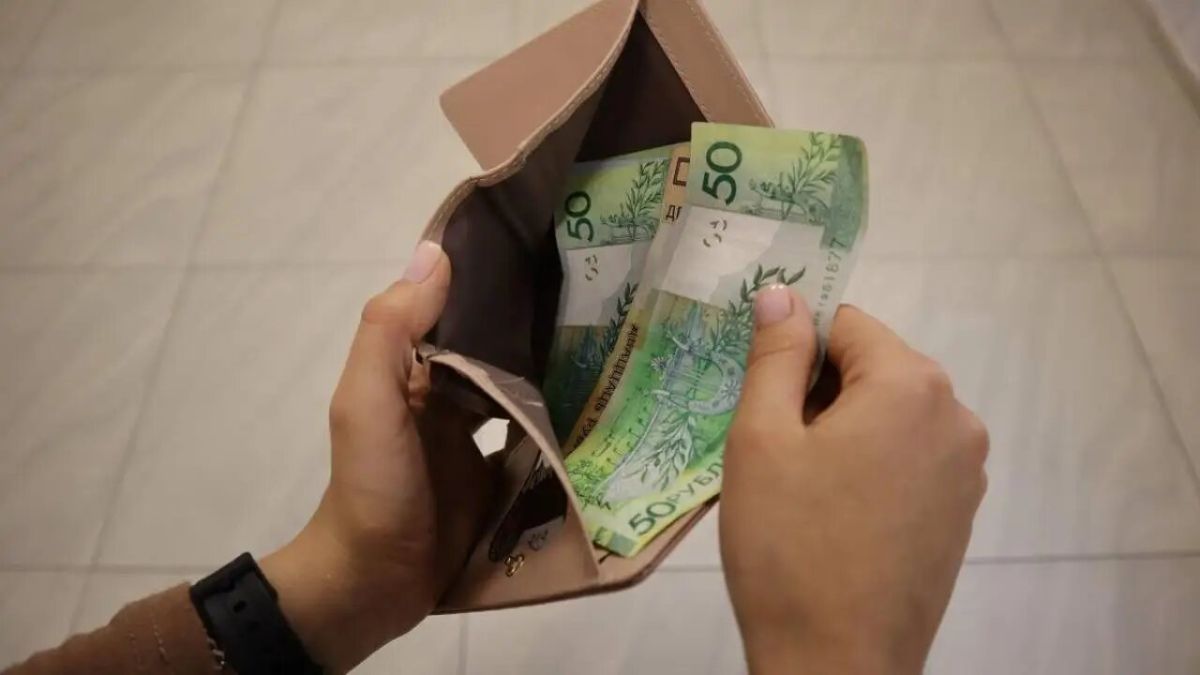 Что выбрать: досрочную пенсию или доплату? Нюансы профессионального пенсионного страхования для белорусов