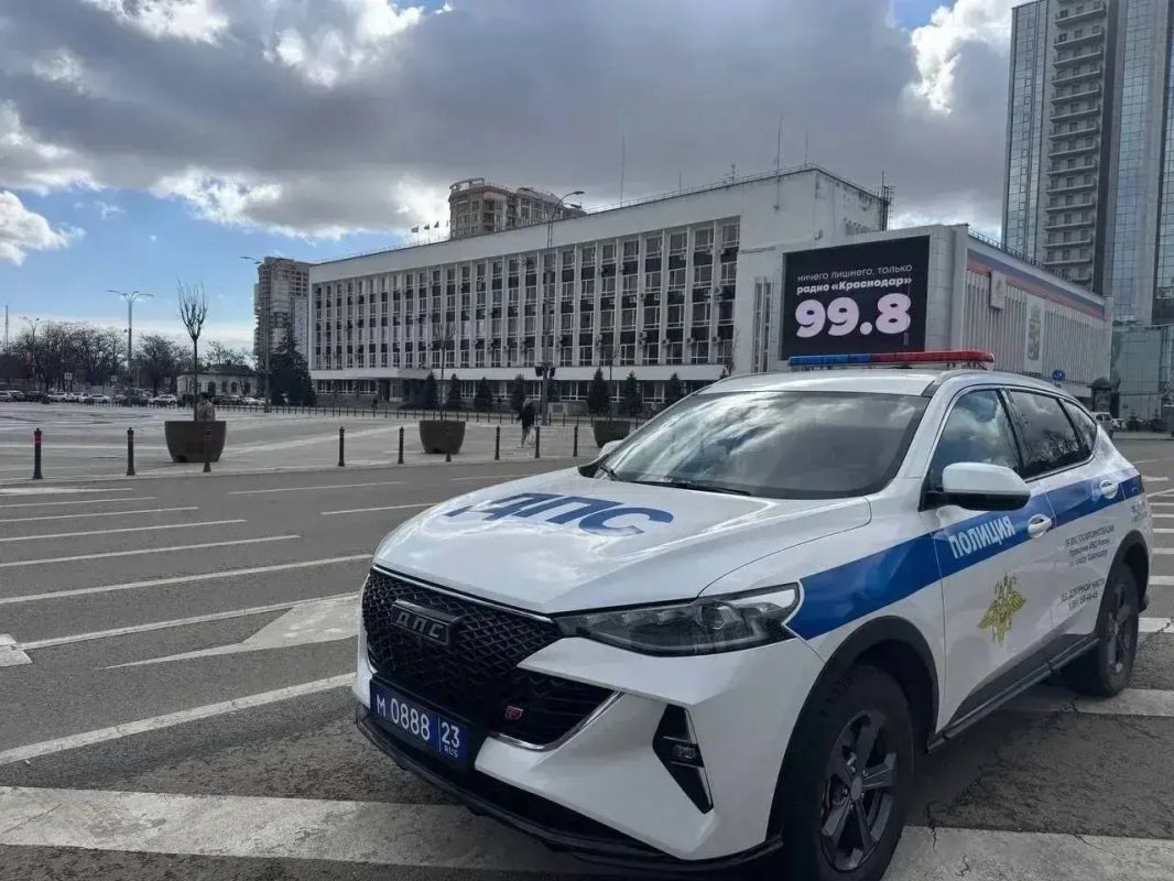 Ночной обгон через сплошную на улице Филатова может стоить краснодарке водительских прав