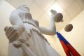 Зампреда Краснодарского краевого суда официально лишили полномочий через 5 месяцев после назначения