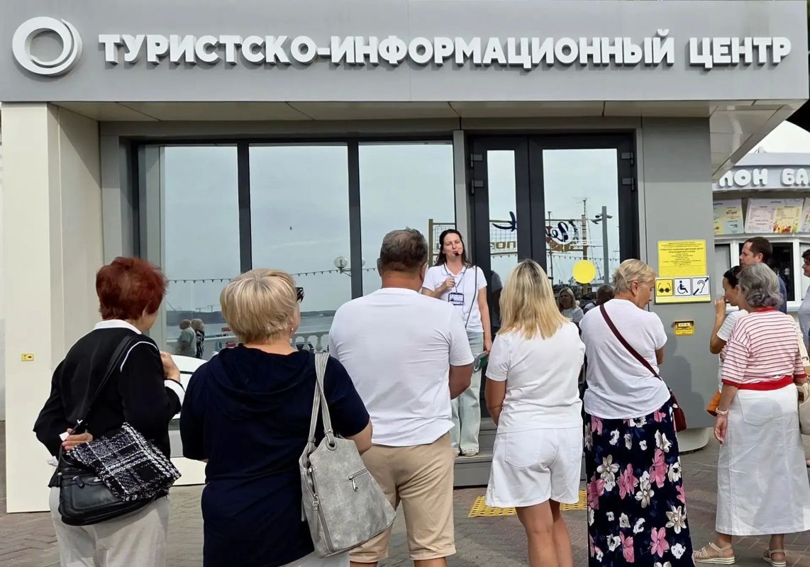 Цикл бесплатных экскурсий провели по инициативе специалистов Центра развития курортов и туризма Краснодарского края Цикл бесплатных экскурсий провели по инициативе специалистов Центра развития курортов и туризма Краснодарского края