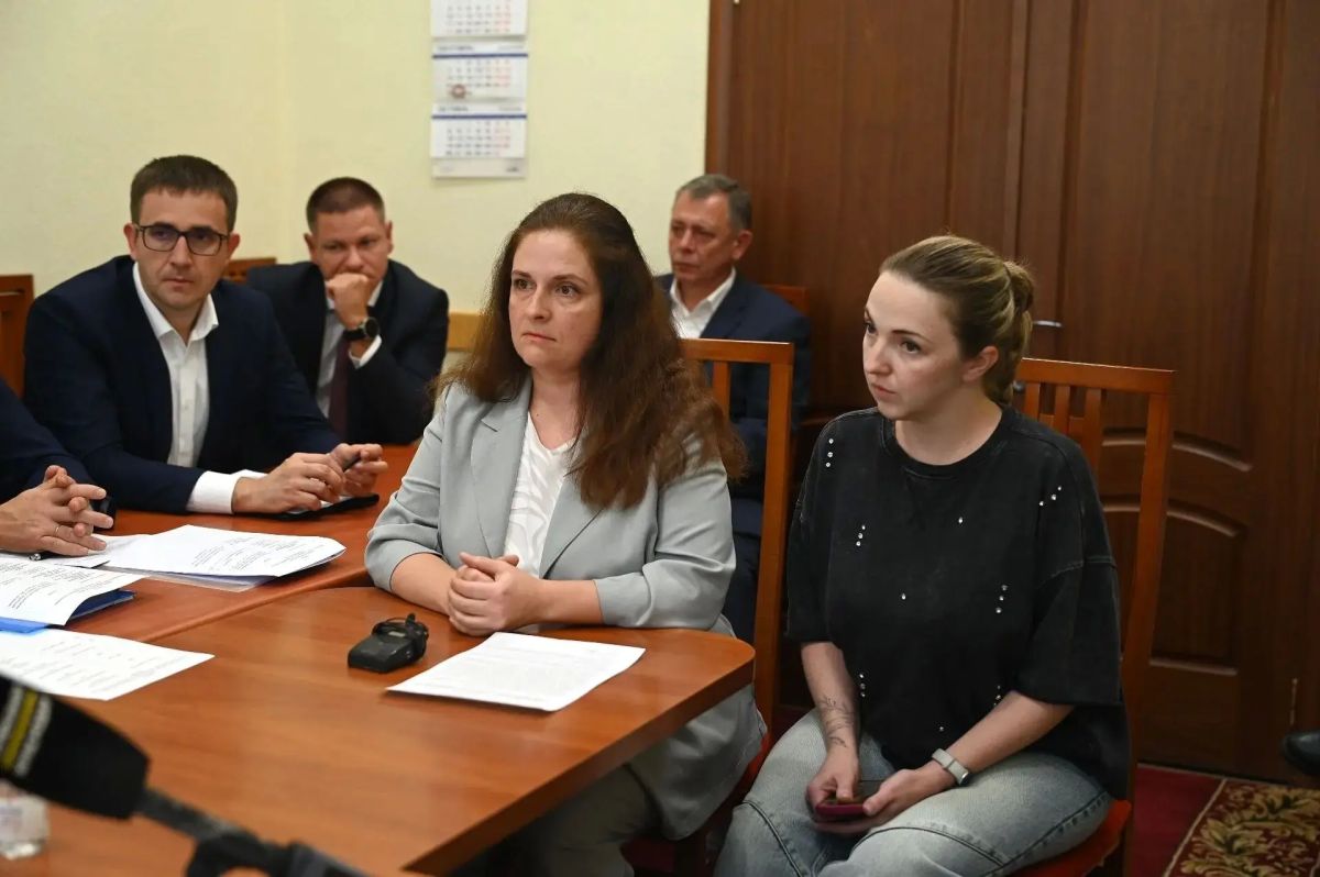 Жители Краснодара обратились к Евгению Наумову с вопросами благоустройства и газификации Жители Краснодара обратились к Евгению Наумову с вопросами благоустройства и газификации