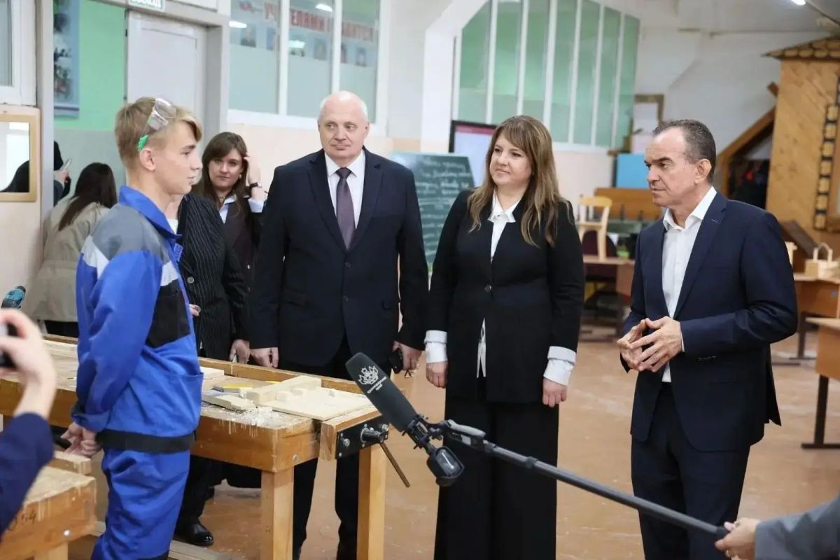 Андрей Харченко: Сегодня в Армавире состоялась важная рабочая встреча Андрей Харченко: Сегодня в Армавире состоялась важная рабочая встреча