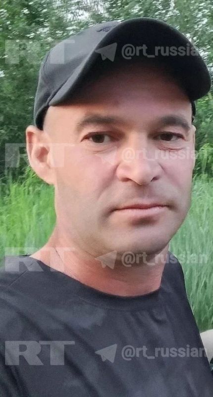 Мужчина полез в огонь за полуторагодовалым малышом