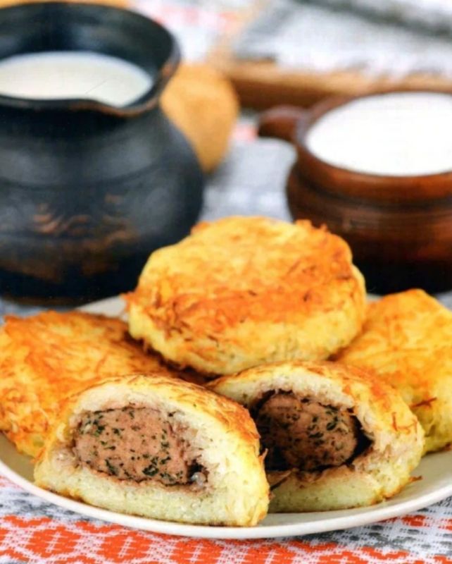 Тайна белорусских колдунов: как сделать картофельные оладьи с мясной начинкой