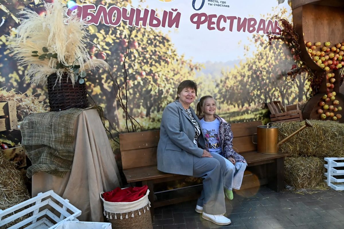 Алексей Богодистов: Фестиваль яблок провели на нашей ярмарке выходного дня Алексей Богодистов: Фестиваль яблок провели на нашей ярмарке выходного дня