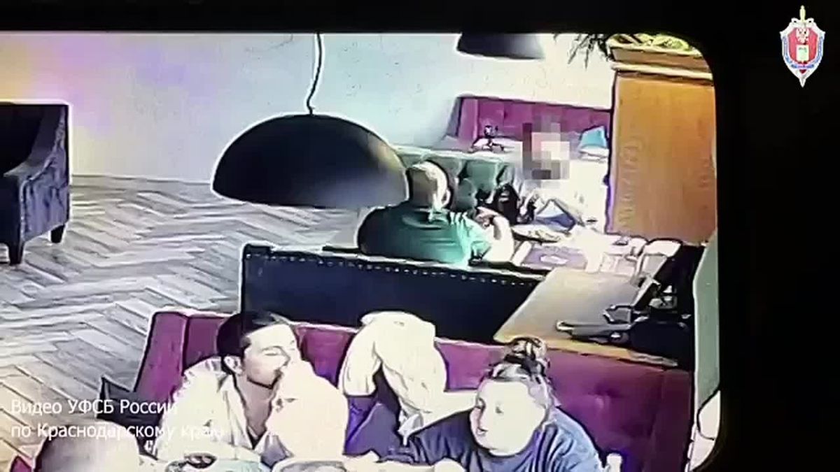 В Краснодаре задержали начальника отдела складской логистики компании, которая кормит городские школы