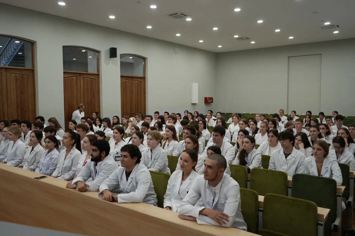 Более 2,6 тысячи студентов КубГМУ учатся по целевому направлению от медучреждений края Более 2,6 тысячи студентов КубГМУ учатся по целевому направлению от медучреждений края