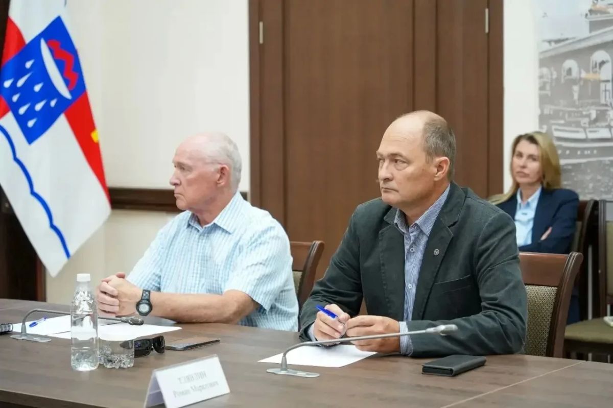 Глава Сочи Андрей Прошунин провел заседание рабочей группы Научного совета, посвященное берегоукреплению и защите оползневых территорий города Глава Сочи Андрей Прошунин провел заседание рабочей группы Научного совета, посвященное берегоукреплению и защите оползневых территорий города