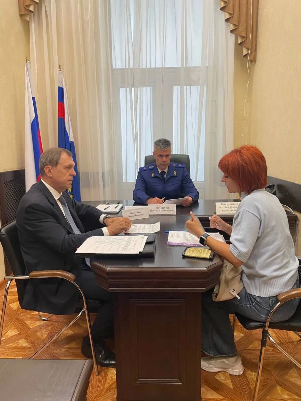 Руководством прокуратуры края проведен личный прием хозяйствующих субъектов Руководством прокуратуры края проведен личный прием хозяйствующих субъектов