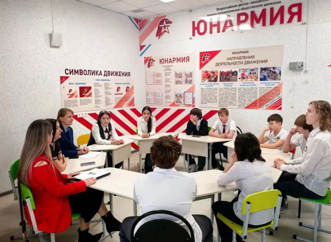 В Новороссийске стартовали Дни правовой помощи детям В Новороссийске стартовали Дни правовой помощи детям