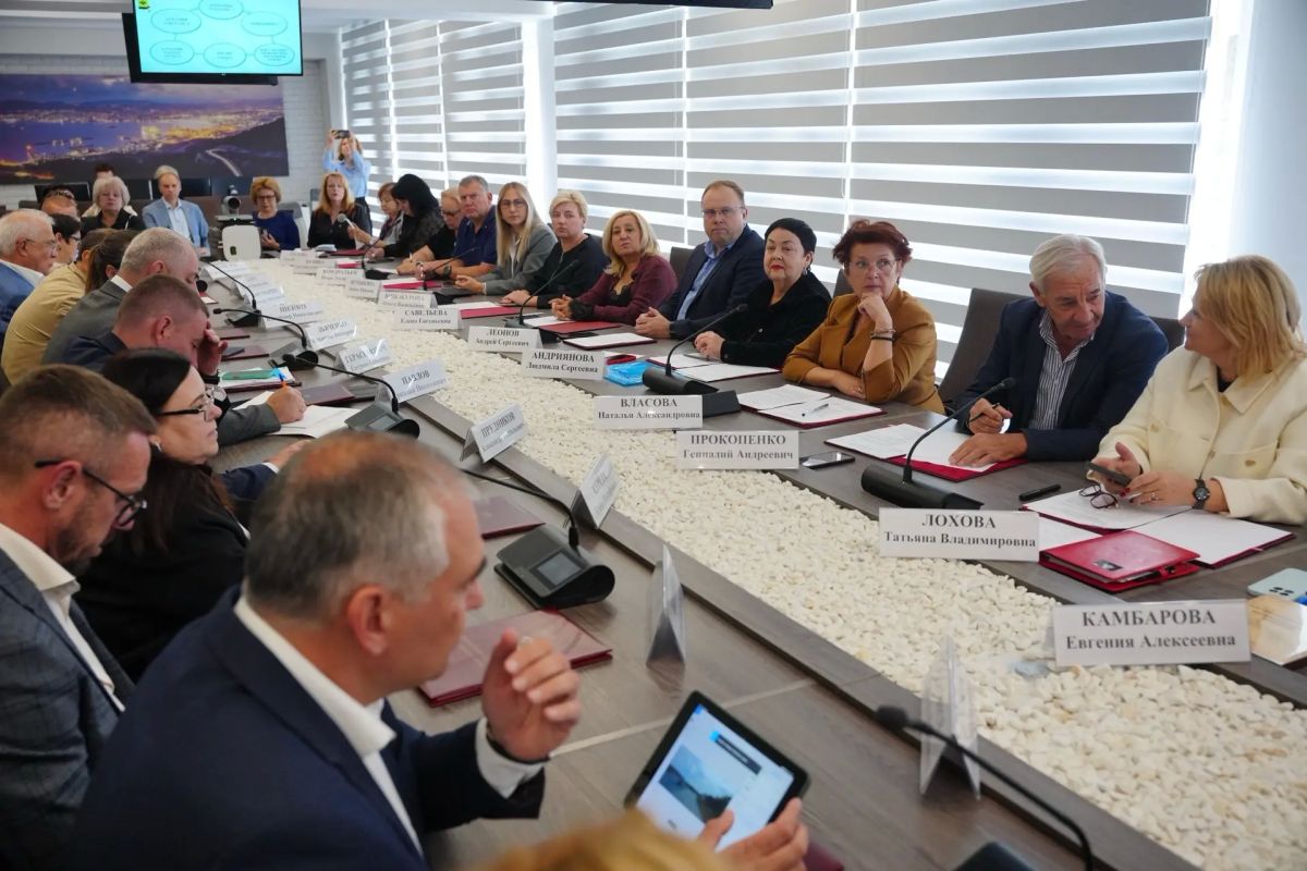 Андрей Кравченко: Общественная палата Новороссийска подвела итоги работы за третий квартал 2026 года Андрей Кравченко: Общественная палата Новороссийска подвела итоги работы за третий квартал 2026 года